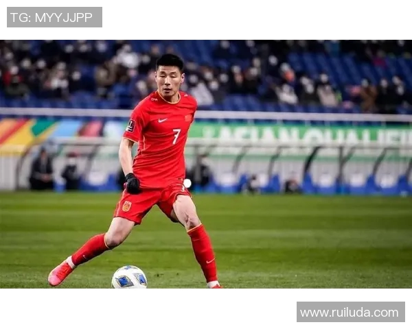 武磊在中超联赛再度破门，上海上港豪取四连胜势不可挡