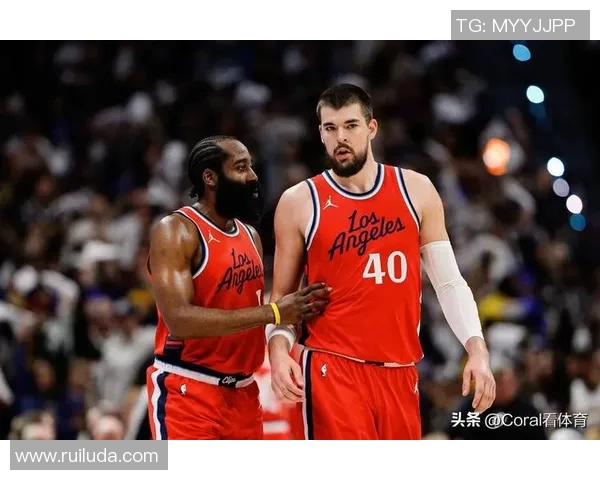 火箭大胜魔术,哈登独揽30+得分 火箭大胜魔术,哈登独揽30+得分