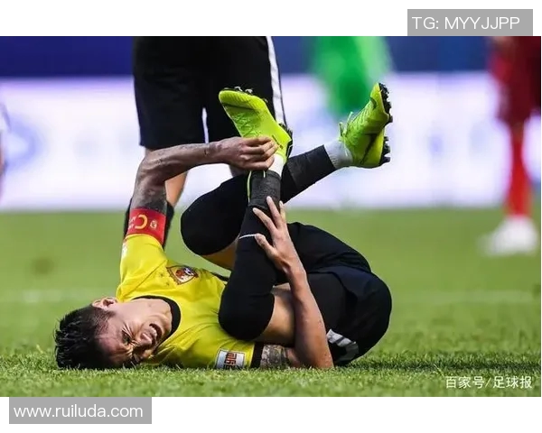 老鹰队遭遇四连败,主帅表态称队员需拼搏 老鹰队遭遇四连败,主帅表态称队员需拼搏